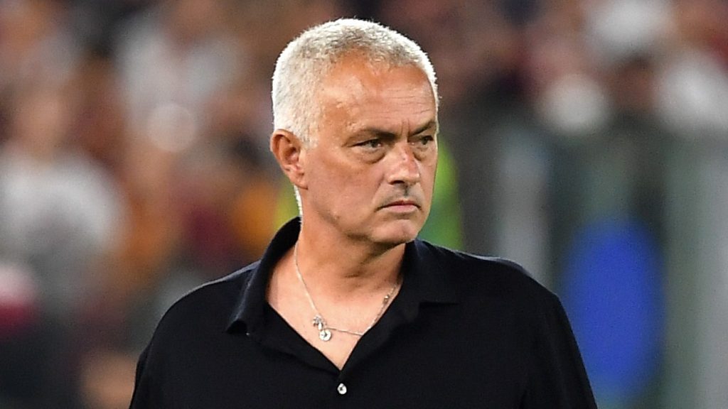 Mourinho Che Frecciata A Guardiola Lui Ha Vinto Premier Io Le Ho