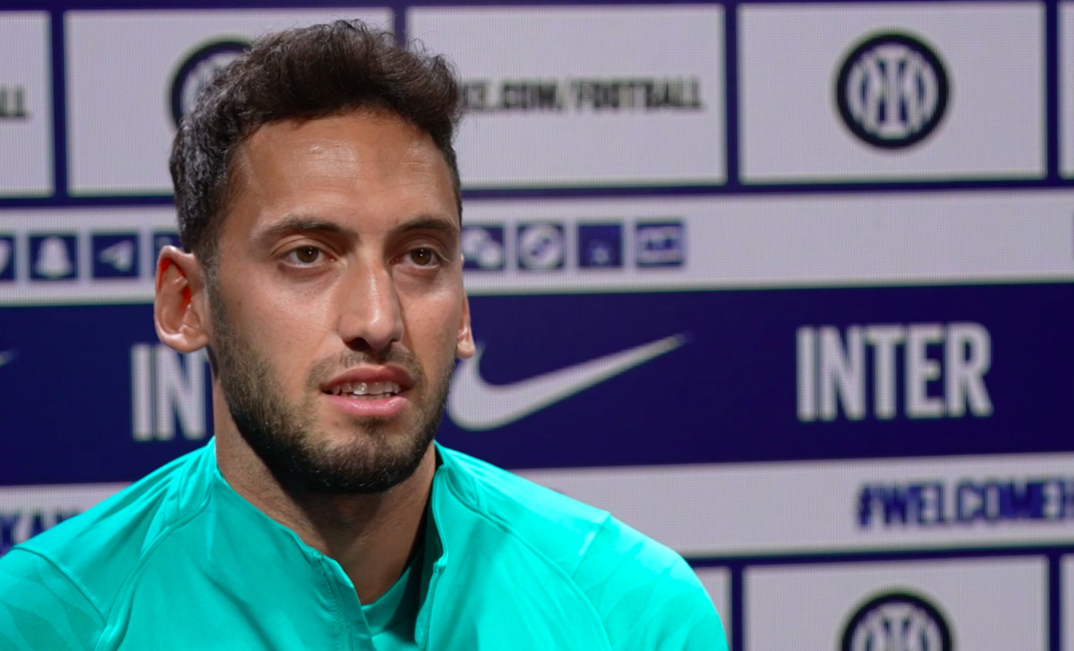 Hakan Calhanoglu 1