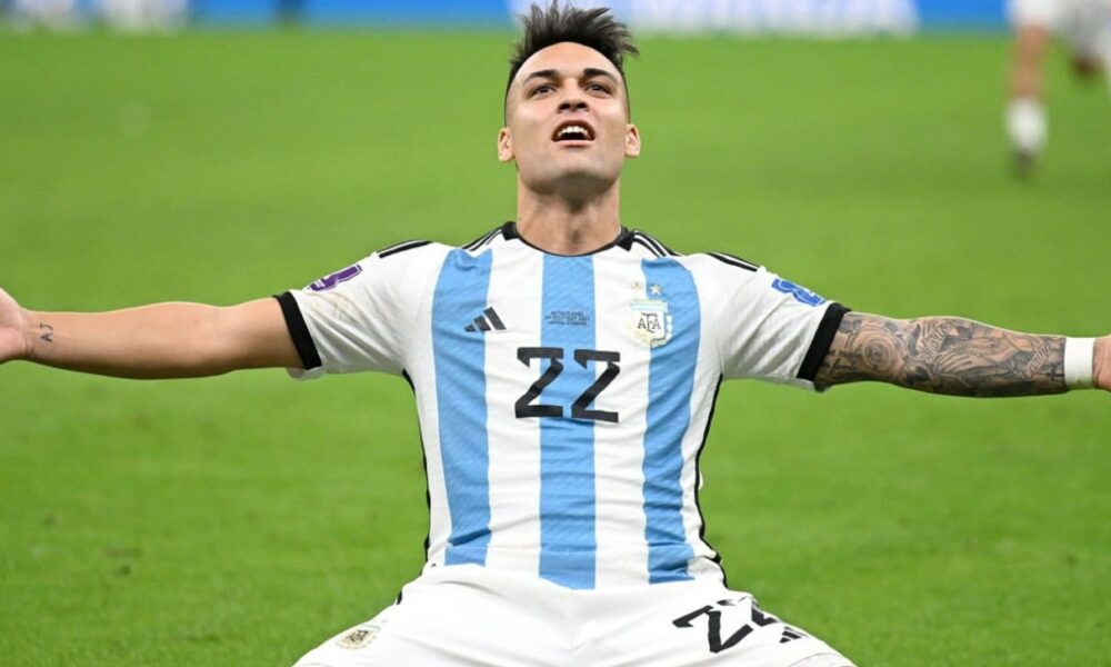 Lautaro Martinez футболист