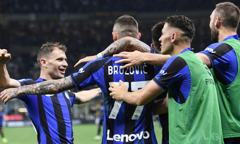 Inter Ufficiale Presentata La Maglia Per La Finale Di Champions League Con Paramount Inter