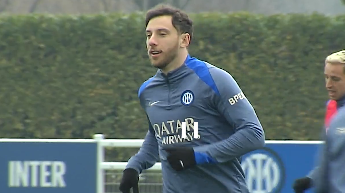 Allenamento Inter, i nerazzurri al lavoro verso la Juve: le immagini da Appiano Gentile – FOTO & REPORT