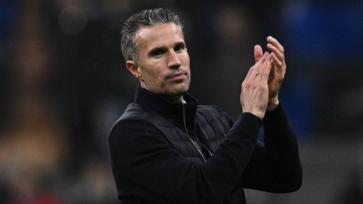 Conferenza stampa Van Persie: «Rigore dubbio, ma sull’Inter e Thuram dico questo»